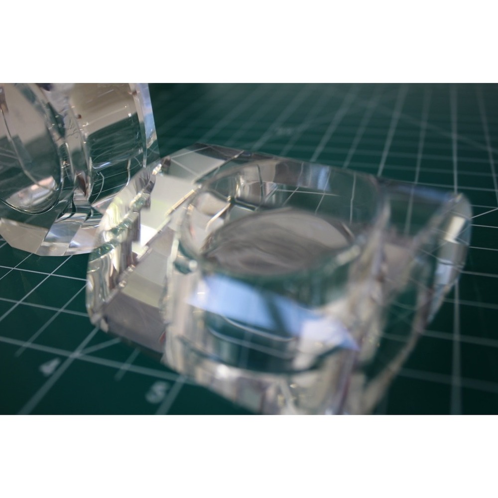 Oleg Cassini Faceted Crystal Glass Tealight Candle Holders Set of 2 Geometric - Picture 4 of 7